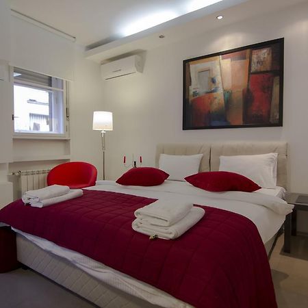 Studio Apartment Picasso Beograd Bagian luar foto