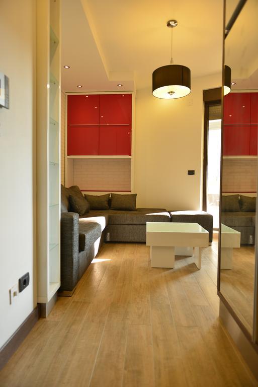 Studio Apartment Picasso Beograd Ruang foto