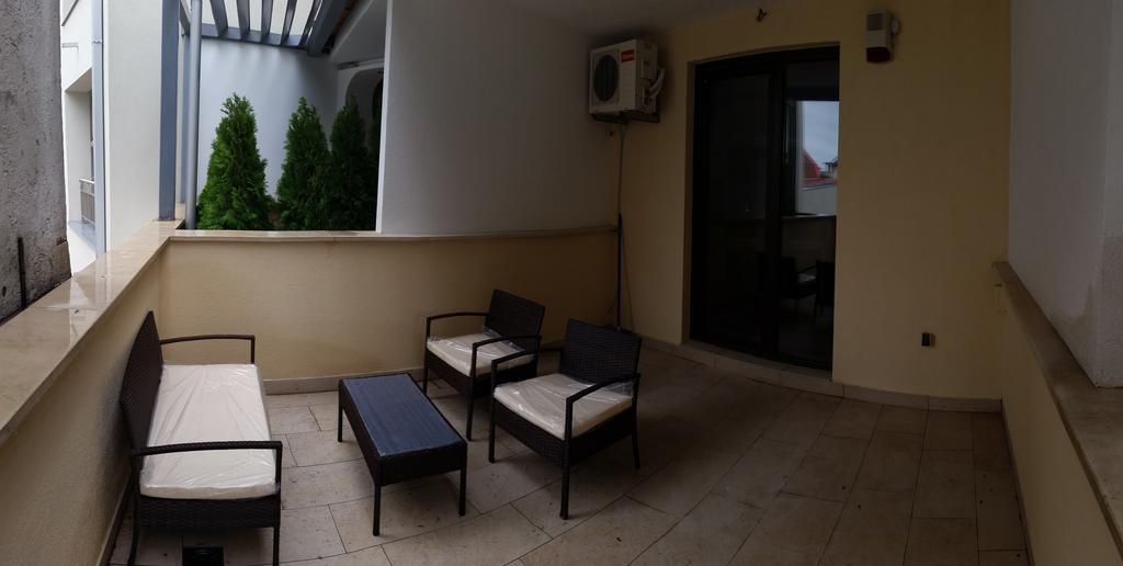 Studio Apartment Picasso Beograd Ruang foto